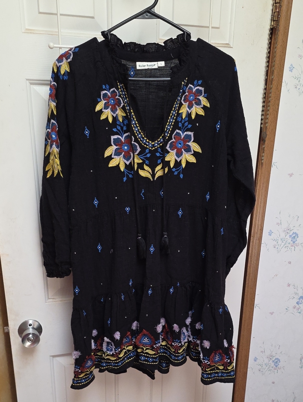 Roller Rabbit Black Floral Embroidered V-Neck Tunic Dress